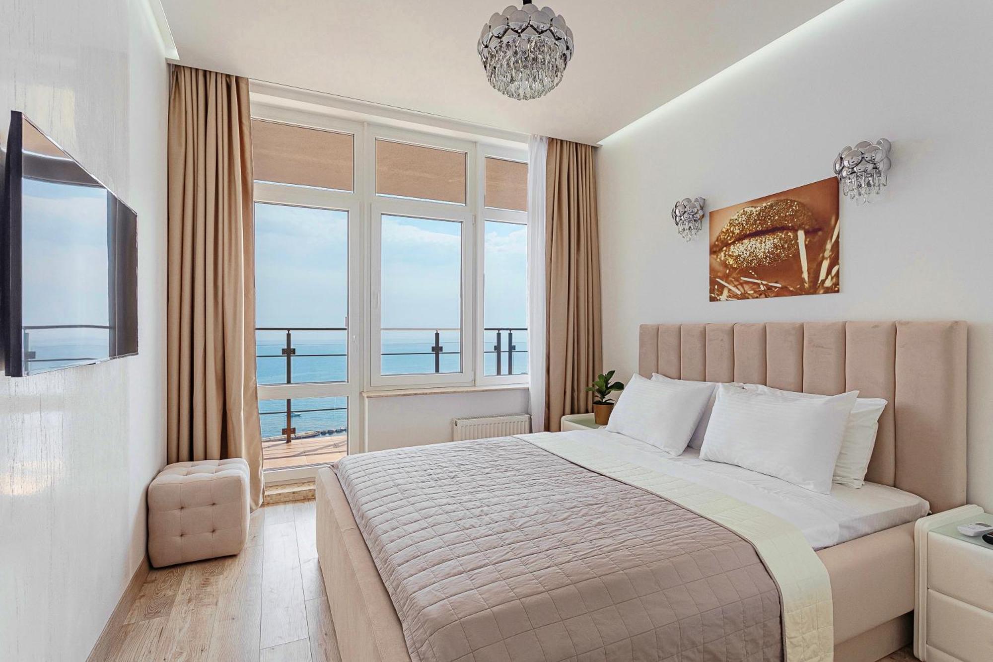 Direct Sea View Apartment โอเดสซา ภายนอก รูปภาพ